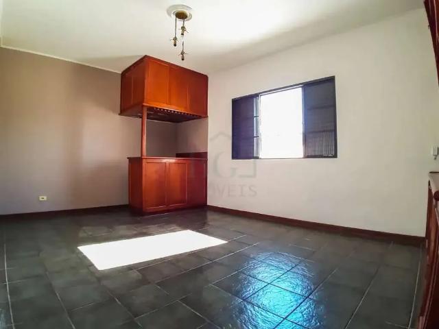 Casa / Sobrado para Venda em Poços de Caldas/MG Jardim Country Club 2 Quartos