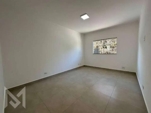 Casa / Sobrado para Venda em Poços de Caldas/MG Jardim Country Club 3 Quartos