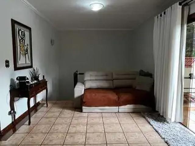 Casa / Sobrado para Venda em Poços de Caldas/MG Jardim Centenário 4 Quartos