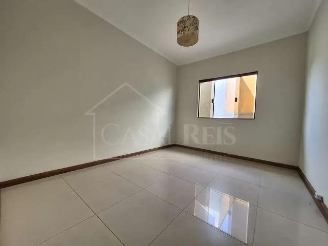 Casa / Sobrado para Venda em Poços de Caldas/MG Jardim Centenário 3 Quartos