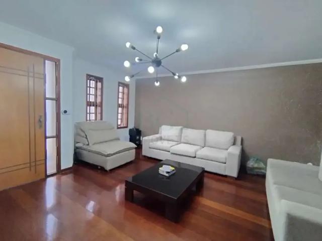 Casa / Sobrado para Venda em Poços de Caldas/MG Jardim Centenário 3 Quartos