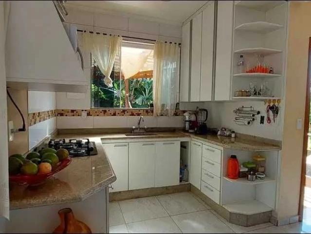 Casa / Sobrado para Venda em Poços de Caldas/MG Jardim América 3 Quartos