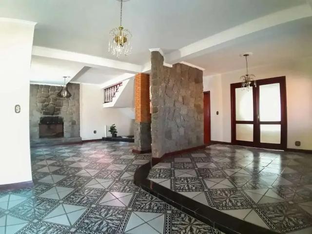 Casa / Sobrado para Venda em Poços de Caldas/MG Jardim dos Estados 3 Quartos
