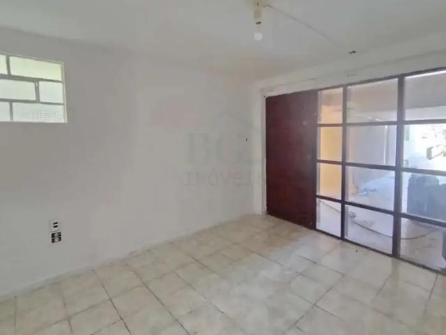 Casa / Sobrado para Venda em Poços de Caldas/MG Jardim dos Estados 2 Quartos