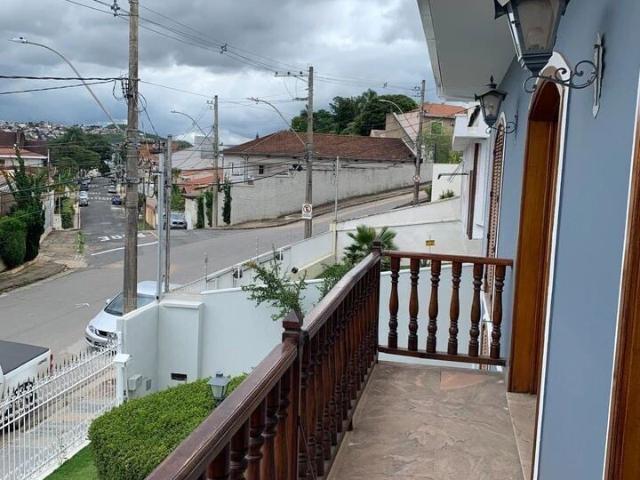 Casa / Sobrado para Venda em Poços de Caldas/MG Jardim dos Estados 4 Quartos