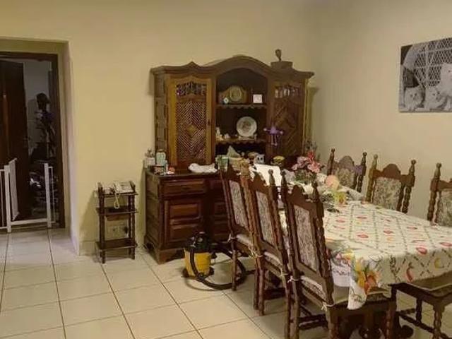 Casa / Sobrado para Venda em Poços de Caldas/MG Jardim dos Estados 4 Quartos