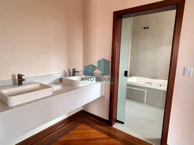 Casa / Sobrado para Venda em Poços de Caldas/MG Jardim dos Estados 6 Quartos