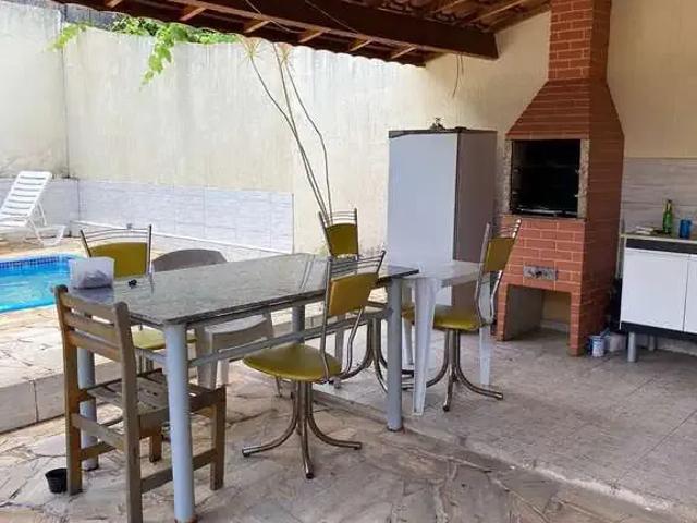 Casa / Sobrado para Venda em Poços de Caldas/MG Jardim das Azaléias 3 Quartos