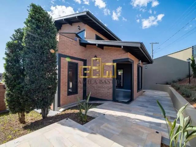 Casa / Sobrado para Venda em Poços de Caldas/MG Jardim das Hortênsias 2 Quartos