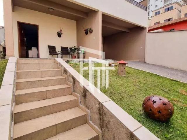 Casa / Sobrado para Venda em Poços de Caldas/MG Jardim Elvira Dias 4 Quartos