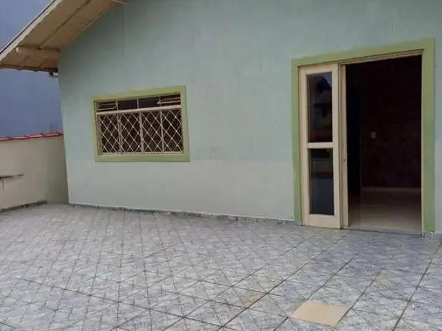 Casa / Sobrado para Venda em Poços de Caldas/MG Jardim Ipê 3 Quartos