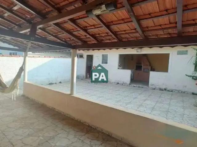 Casa / Sobrado para Venda em Poços de Caldas/MG Jardim Ipê 3 Quartos