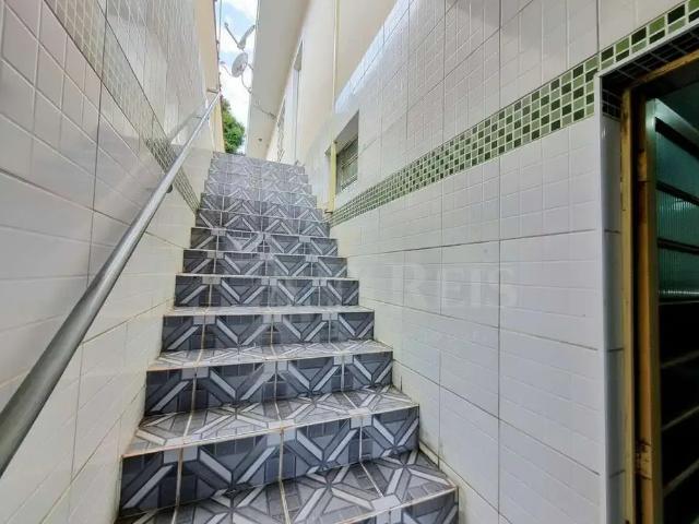 Casa / Sobrado para Venda em Poços de Caldas/MG Jardim Ipê 3 Quartos