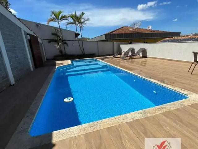 Casa / Sobrado para Venda em Poços de Caldas/MG Jardim Ipê 5 Quartos