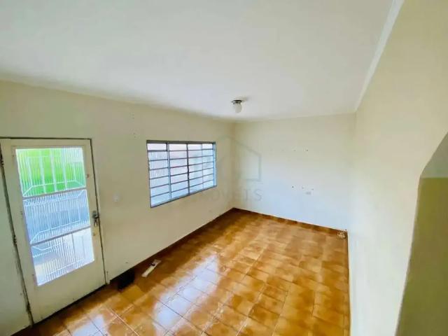 Casa / Sobrado para Venda em Poços de Caldas/MG Jardim Itamaraty II 3 Quartos