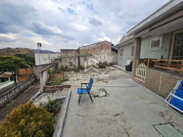 Casa / Sobrado para Venda em Poços de Caldas/MG Jardim São Paulo 2 Quartos