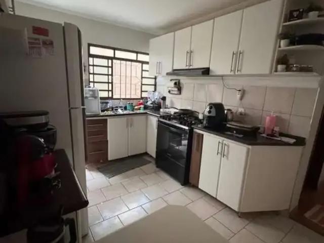 Casa / Sobrado para Venda em Poços de Caldas/MG Jardim Paraíso 2 Quartos
