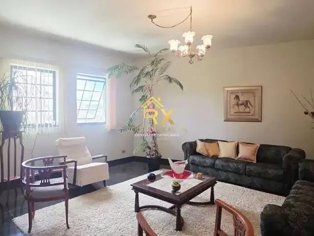 Casa / Sobrado para Venda em Poços de Caldas/MG Jardim Quisisana 4 Quartos