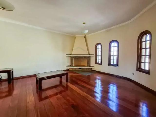 Casa / Sobrado para Venda em Poços de Caldas/MG Jardim Vitória 4 Quartos