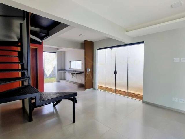 Casa / Sobrado para Venda em Poços de Caldas/MG Jardim Vitória 2 Quartos