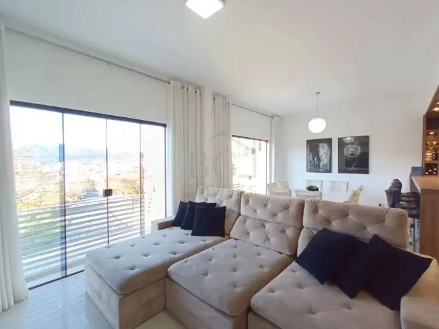 Casa / Sobrado para Venda em Poços de Caldas/MG Jardim Vitória 3 Quartos