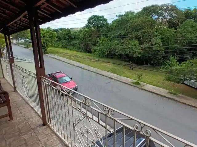 Casa / Sobrado para Venda em Poços de Caldas/MG Jardim Vitória 3 Quartos