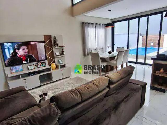 Casa / Sobrado para Venda em Poços de Caldas/MG Jardins de Florença 4 Quartos