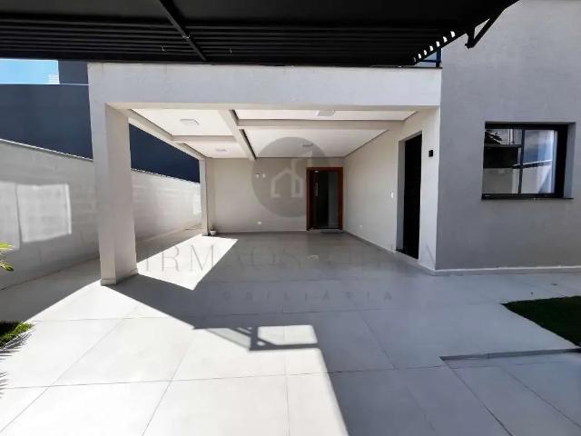 Casa / Sobrado para Venda em Poços de Caldas/MG Jardins de Florença 4 Quartos