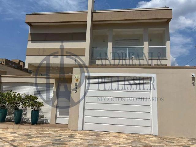 Casa / Sobrado para Venda em Poços de Caldas/MG João Pinheiro 4 Quartos