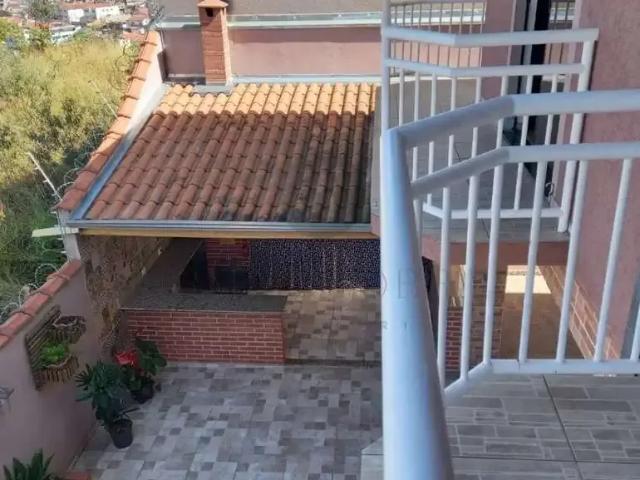 Casa / Sobrado para Venda em Poços de Caldas/MG Monte Verde