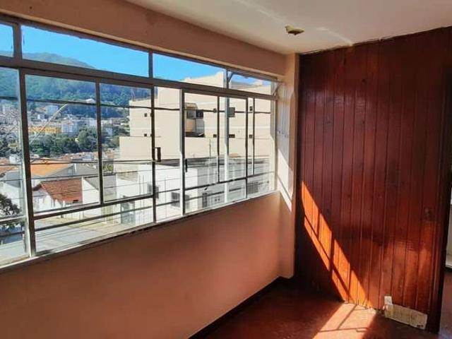 Casa / Sobrado para Venda em Poços de Caldas/MG Nossa Senhora Aparecida 3 Quartos