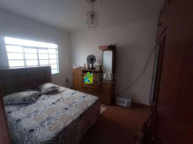 Casa / Sobrado para Venda em Poços de Caldas/MG Parque Nova Aurora 3 Quartos
