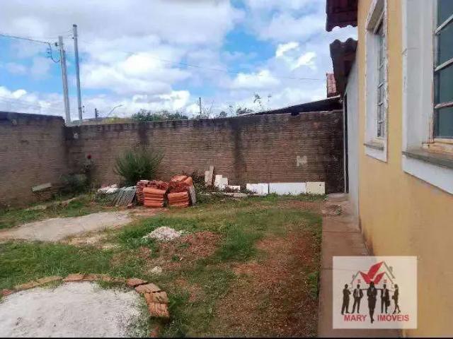 Casa / Sobrado para Venda em Poços de Caldas/MG Parque São Sebastião 2 Quartos
