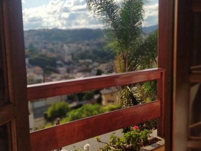 Casa / Sobrado para Venda em Poços de Caldas/MG Parque Vivaldi Leite Ribeiro 3 Quartos