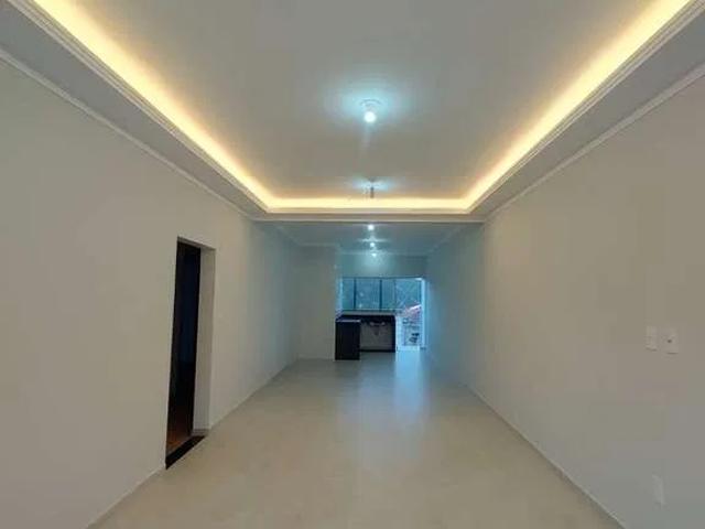 Casa / Sobrado para Venda em Poços de Caldas/MG Residencial Santa Clara 3 Quartos