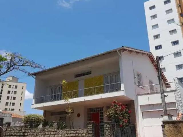 Casa / Sobrado para Venda em Poços de Caldas/MG São Benedito 5 Quartos