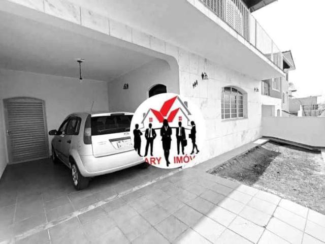 Casa / Sobrado para Venda em Poços de Caldas/MG Santa Ângela 3 Quartos