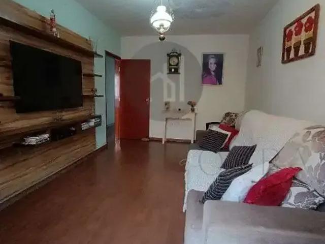 Casa / Sobrado para Venda em Poços de Caldas/MG Santa Ângela 3 Quartos