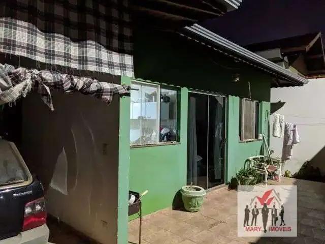 Casa / Sobrado para Venda em Poços de Caldas/MG Santa Emília 2 Quartos
