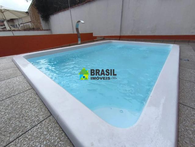 Casa / Sobrado para Venda em Poços de Caldas/MG Santa Lúcia 4 Quartos