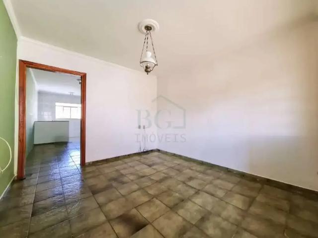 Casa / Sobrado para Venda em Poços de Caldas/MG Santa Lúcia 2 Quartos