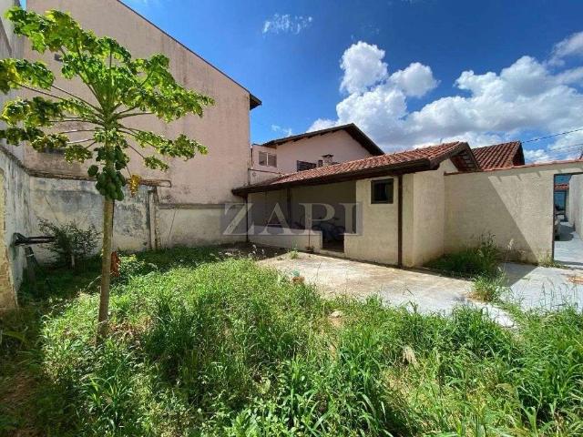 Casa / Sobrado para Venda em Poços de Caldas/MG Santa Maria 3 Quartos