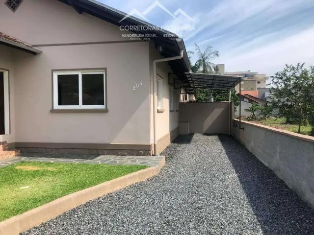 Casa / Sobrado para Venda em Pomerode/SC Centro 4 Quartos