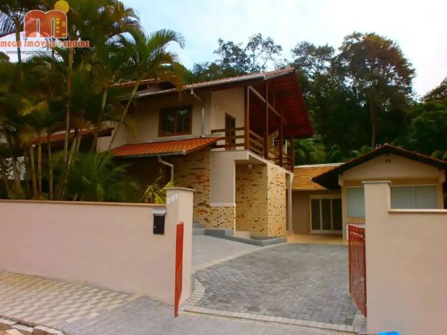 Casa / Sobrado para Venda em Pomerode/SC Centro 6 Quartos