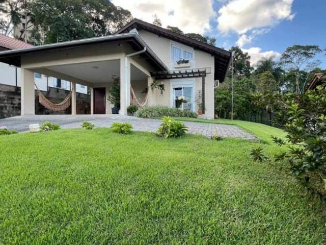Casa / Sobrado para Venda em Pomerode/SC Centro 3 Quartos