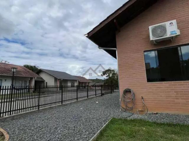 Casa / Sobrado para Venda em Pomerode/SC Pomerode Fundos 2 Quartos