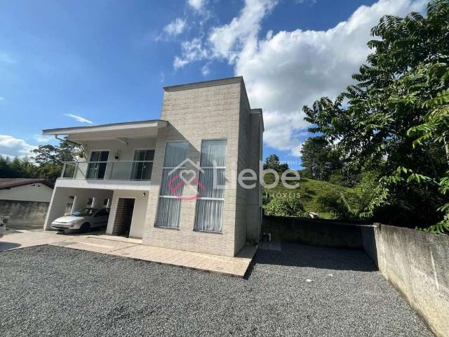 Casa / Sobrado para Venda em Pomerode/SC Pomerode Fundos 3 Quartos