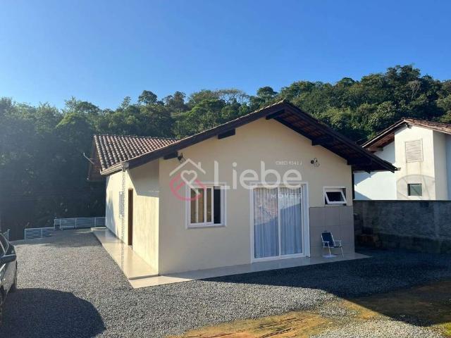 Casa / Sobrado para Venda em Pomerode/SC Testo Central 3 Quartos