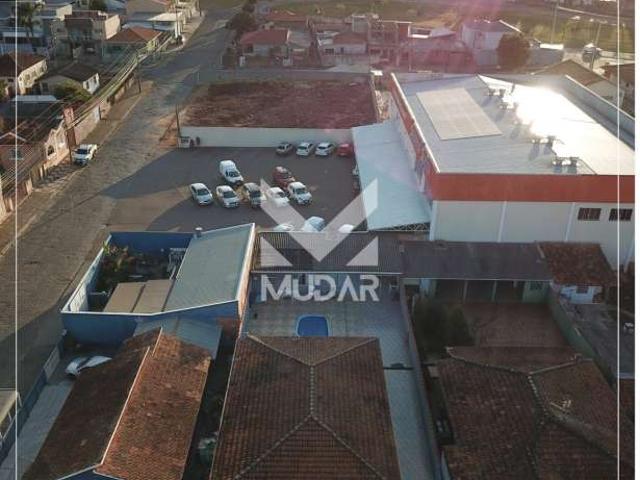 Casa / Sobrado para Venda em Ponta Grossa/PR Uvaranas 4 Quartos