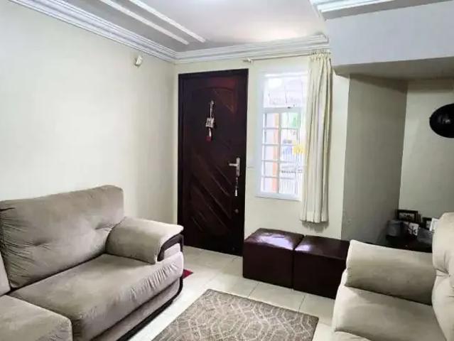 Casa / Sobrado para Venda em Ponta Grossa/PR Uvaranas 4 Quartos